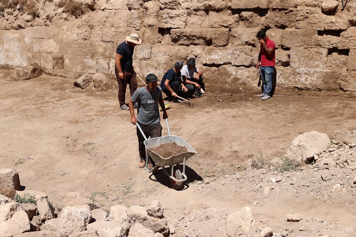 Tarihi kale su ile buluşacak! Antik dönemdeki köprü ve su sistemi Şanlıurfa'da canlanıyor