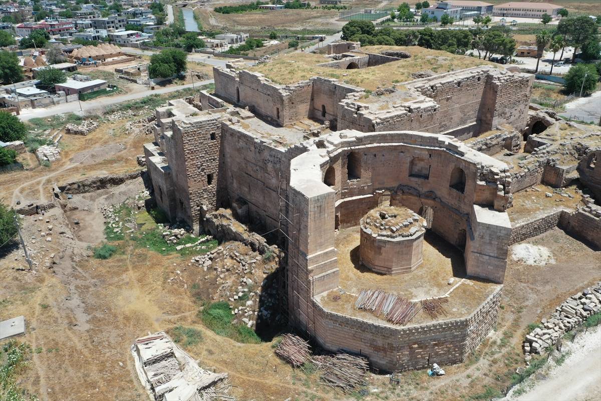 Tarihi kale su ile buluşacak! Antik dönemdeki köprü ve su sistemi Şanlıurfa'da canlanıyor