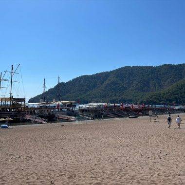 Antalya'da tatilcilerin Suluada ve koyları keşfi Adrasan Sahili'nden başlıyor
