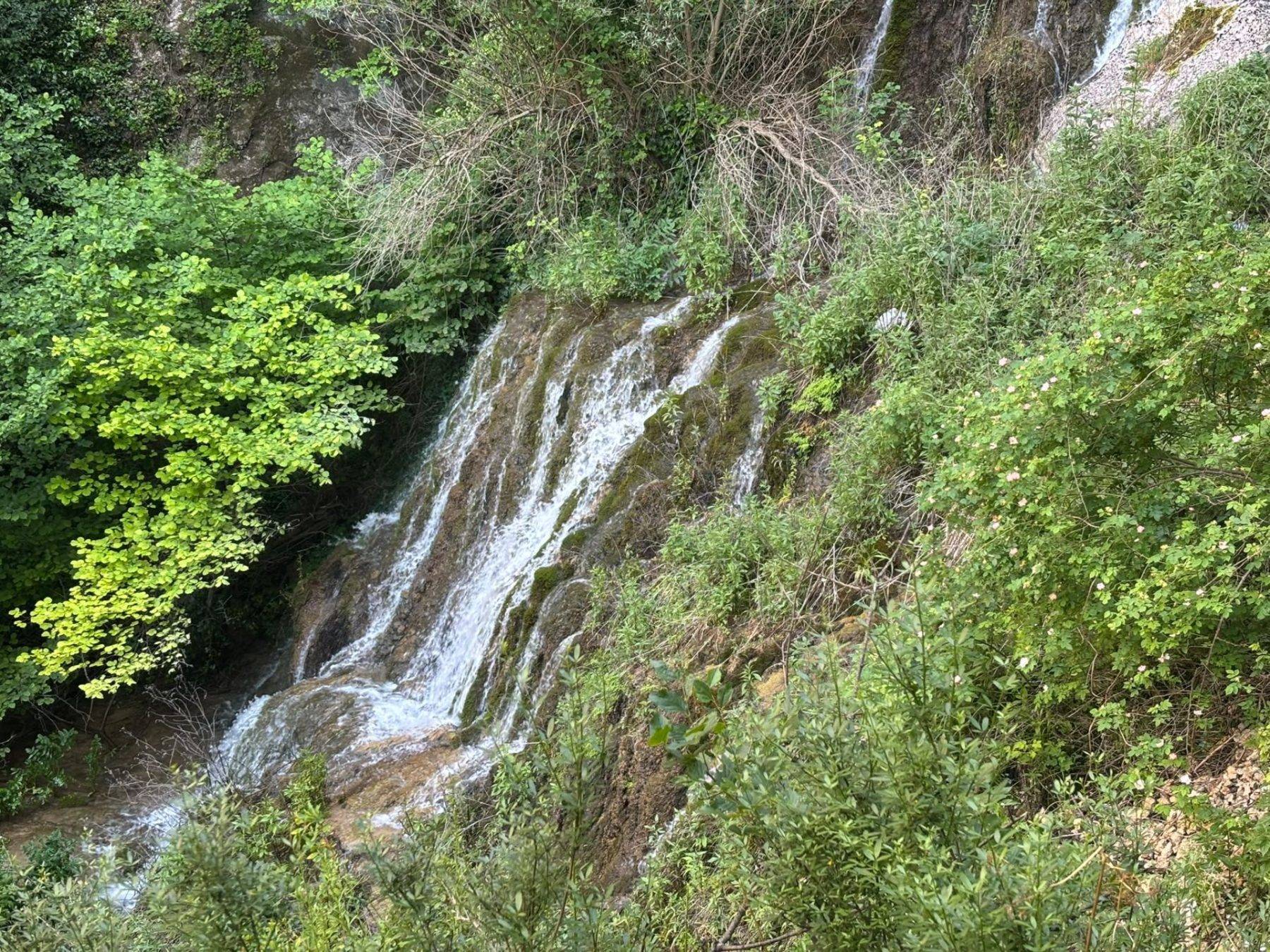 Çorum’da sıcaktan bunalanlar 3 şelaleden oluşan Örencik'e koştu