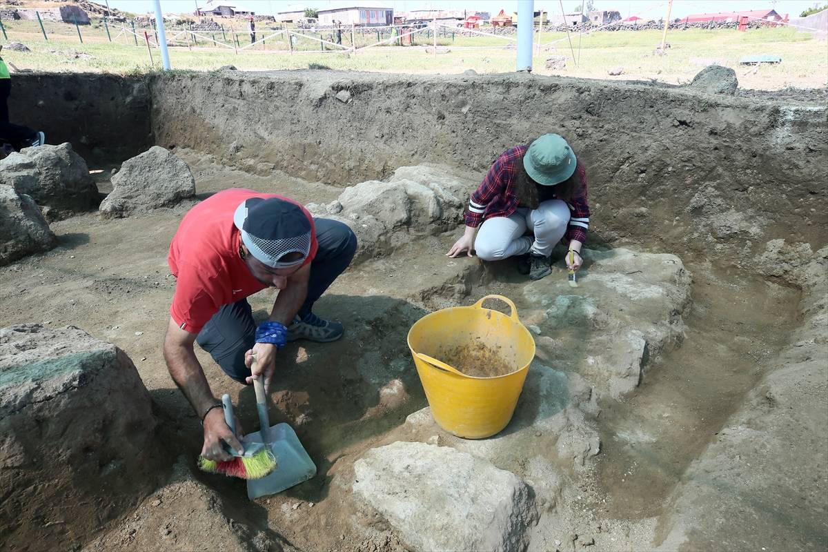 Malazgirt Savaşı'nın olduğu yerde ortaya çıkanlar uzmanları heyecanlandırdı