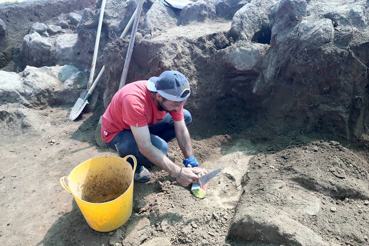 Malazgirt Savaşı'nın olduğu yerde ortaya çıkanlar uzmanları heyecanlandırdı