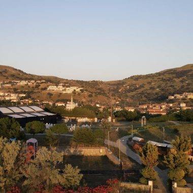 Türkiye'nin en büyük adası: Gökçeada'da turizm sezonu erken başladı
