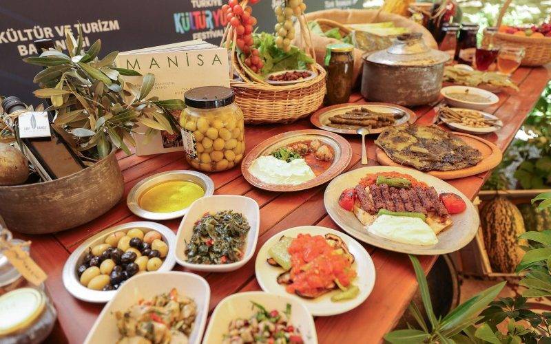 Manisa Kültür Yolu Festivali'nde yöresel lezzetlere yoğun ilgi