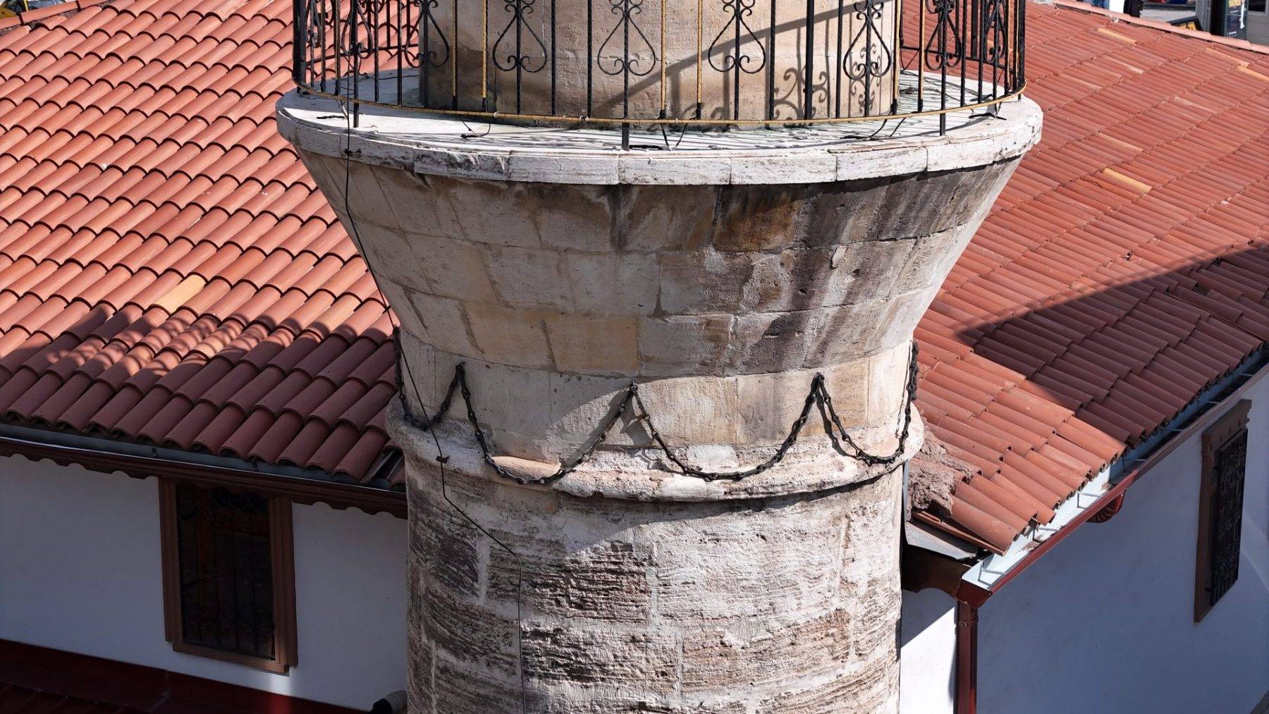 Her halkası farklı ustanın elinden: Sivas’taki Zincirli Minare Camii ilgi çekiyor