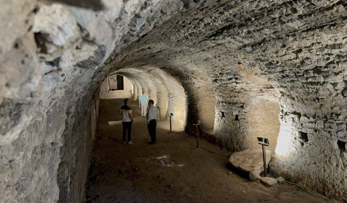 Tesadüfen Tokat'ta bulunan Roma Arsenali, gizemli yapısıyla dikkat çekiyor
