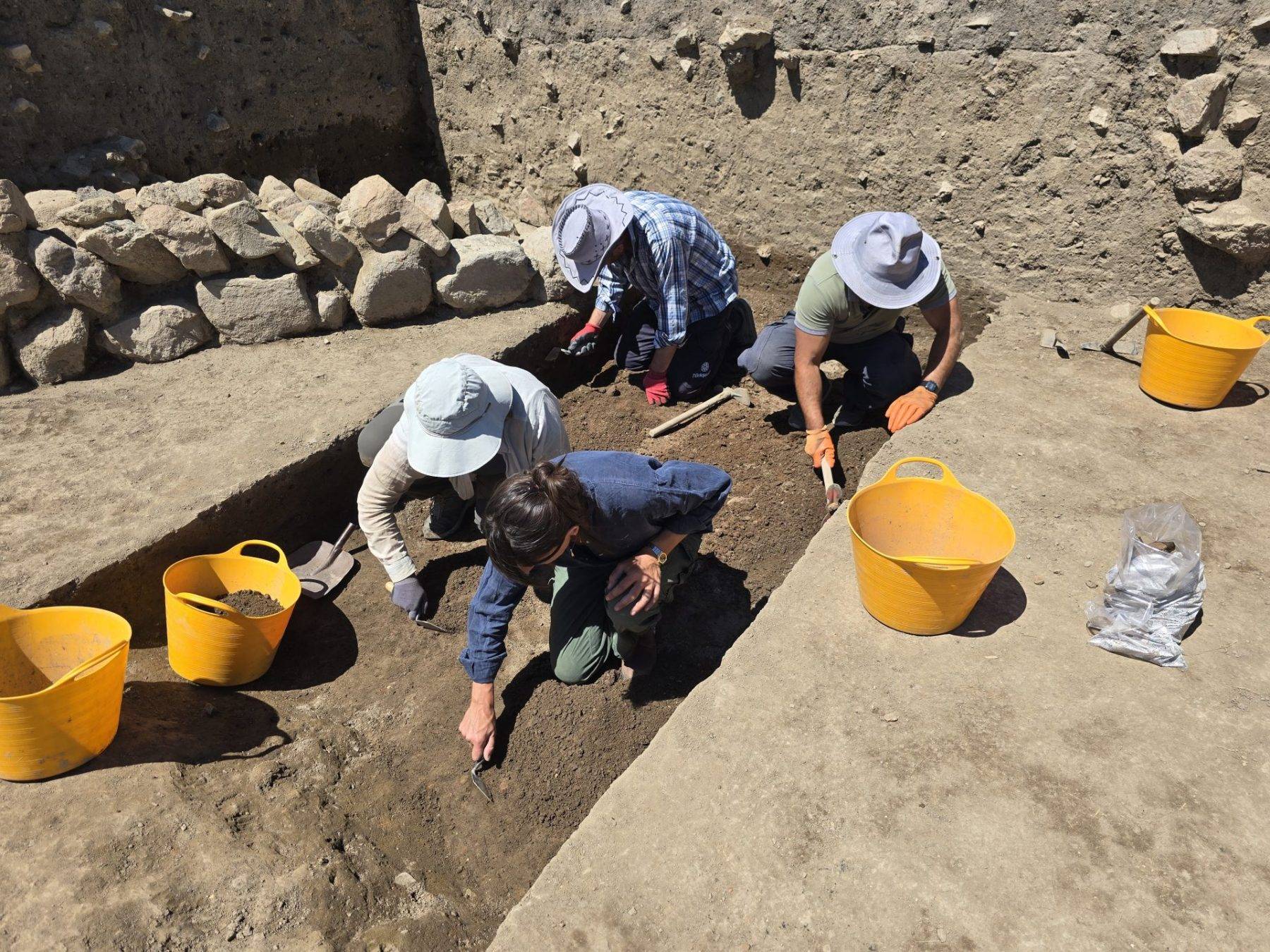 Anadolu'da benzeri görülmedi! Uşaklı Höyük kazılarında ritüel alanları araştırılıyor