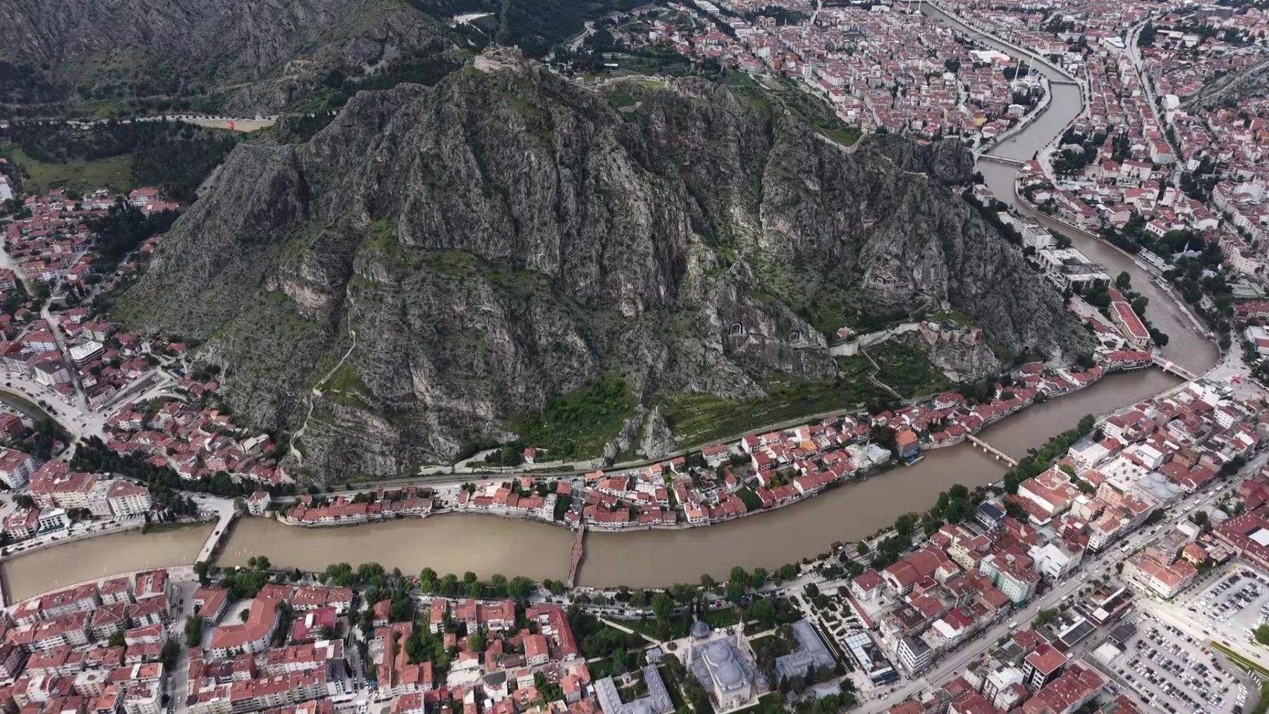 En eskisi 1800 yıllık! Amasya'nın taş gerdanlıkları asırlara meydan okuyor