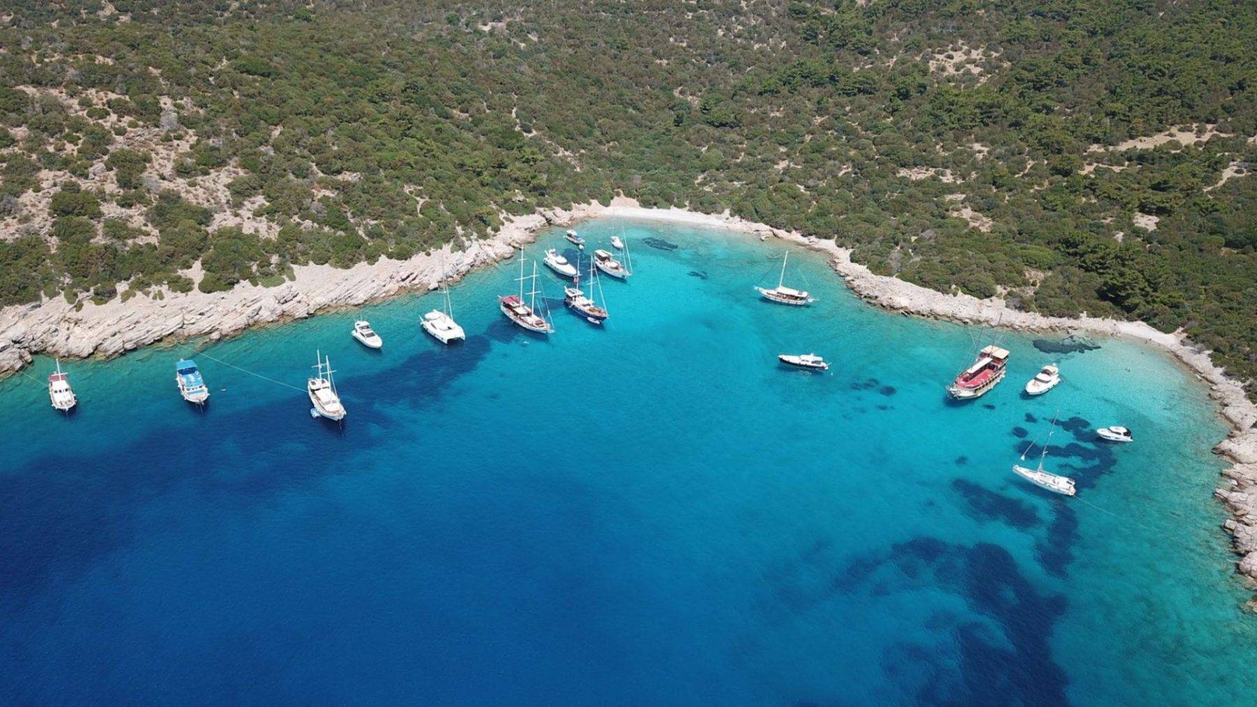 Eşsiz koylara büyük ilgi: Bodrum'da kiralık tekne ve özel turlara talep artıyor