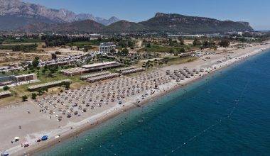 Ücretsiz halk plajı sayısı 23'e çıkıyor: Çeşme'den Bodrum'a geniş seçenekler