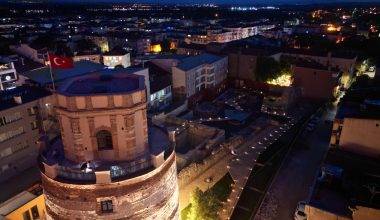 Bakan Ersoy duyurdu: Edirne'nin simge eseri yeniden ayağa kaldırıldı