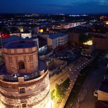 Bakan Ersoy duyurdu: Edirne'nin simge eseri yeniden ayağa kaldırıldı
