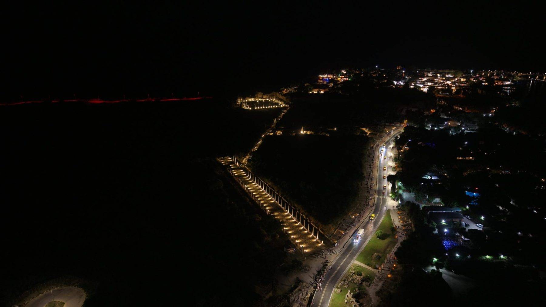 Side Antik Kenti'nde gece müzeciliğinin üçüncü sezonu ilgiyle başladı