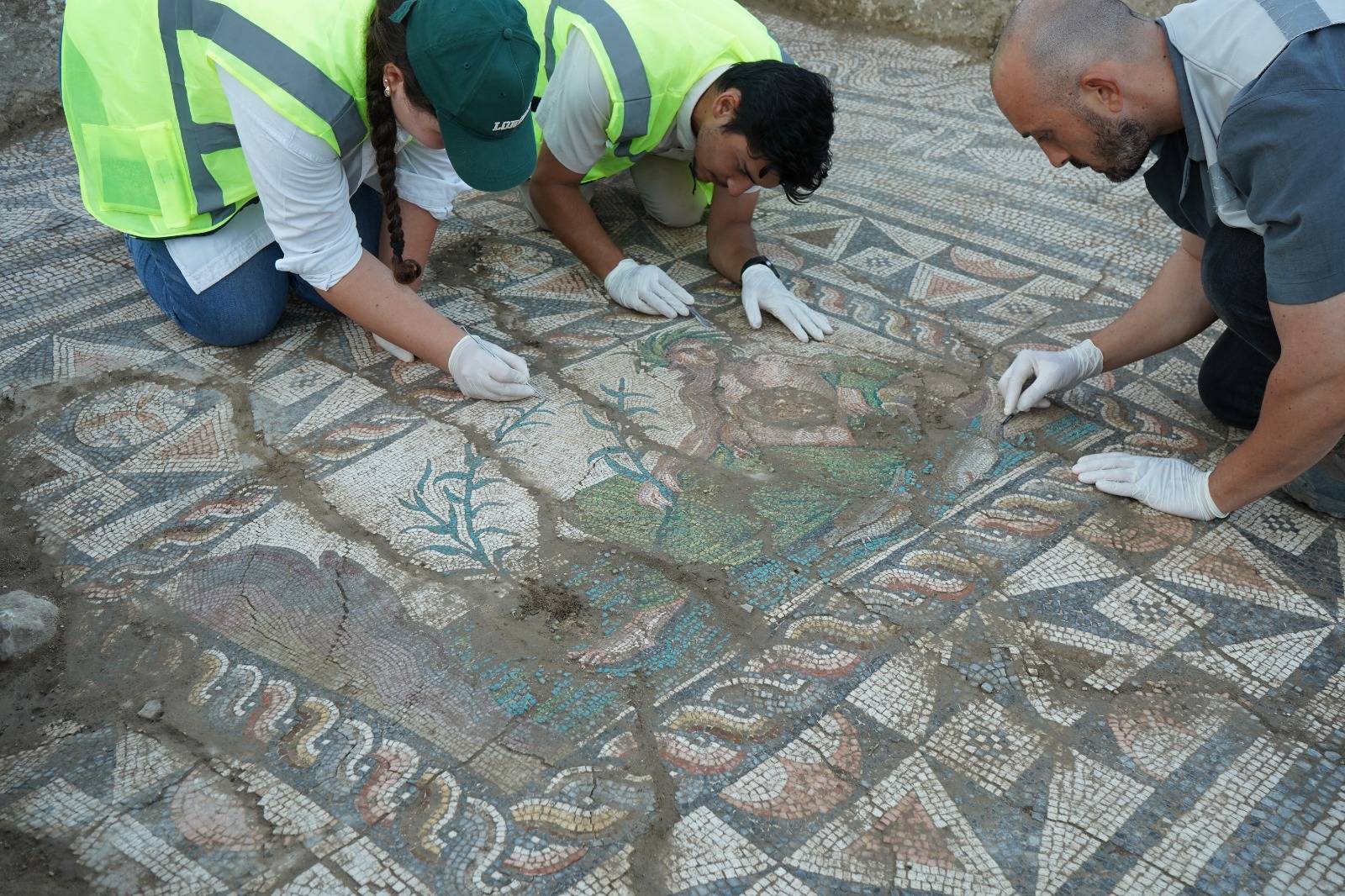 Bakan Ersoy müjdeledi! Nadir eser Aspendos'ta gün yüzüne çıktı
