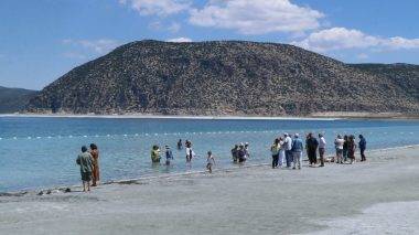 Salda Gölü'ne turist sınırı! Kritik rakam açıklandı