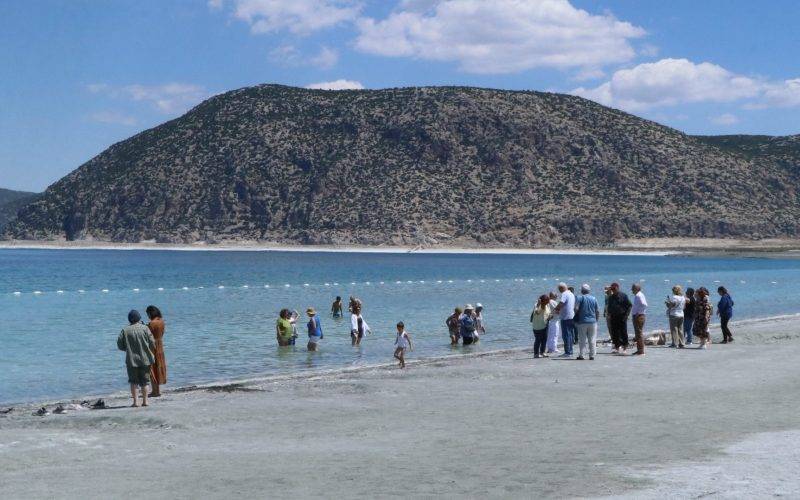 Salda Gölü'ne turist sınırı! Kritik rakam açıklandı