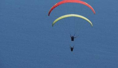 Adrenalin tutkunları akın etti! Yamaç paraşütü için ilk tercih: Uçmakdere