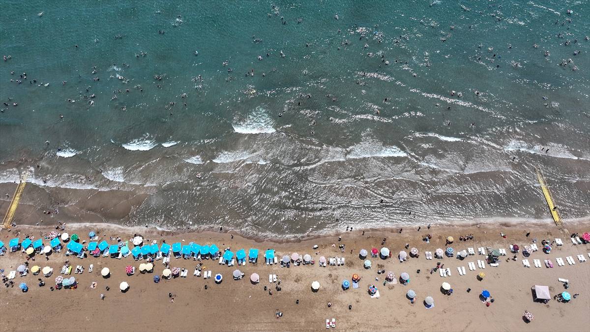 Dünyaca ünlü Kızkalesi yaza yoğun ilgiyle başladı: Doluluk oranı yüzde 60'a ulaştı