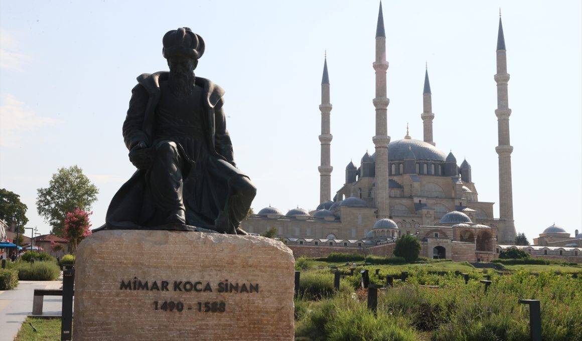 5 ayda milyonlar akın etti! Mimar Sinan'ın ustalık eseri Selimiye Camii'ne yoğun ilgi