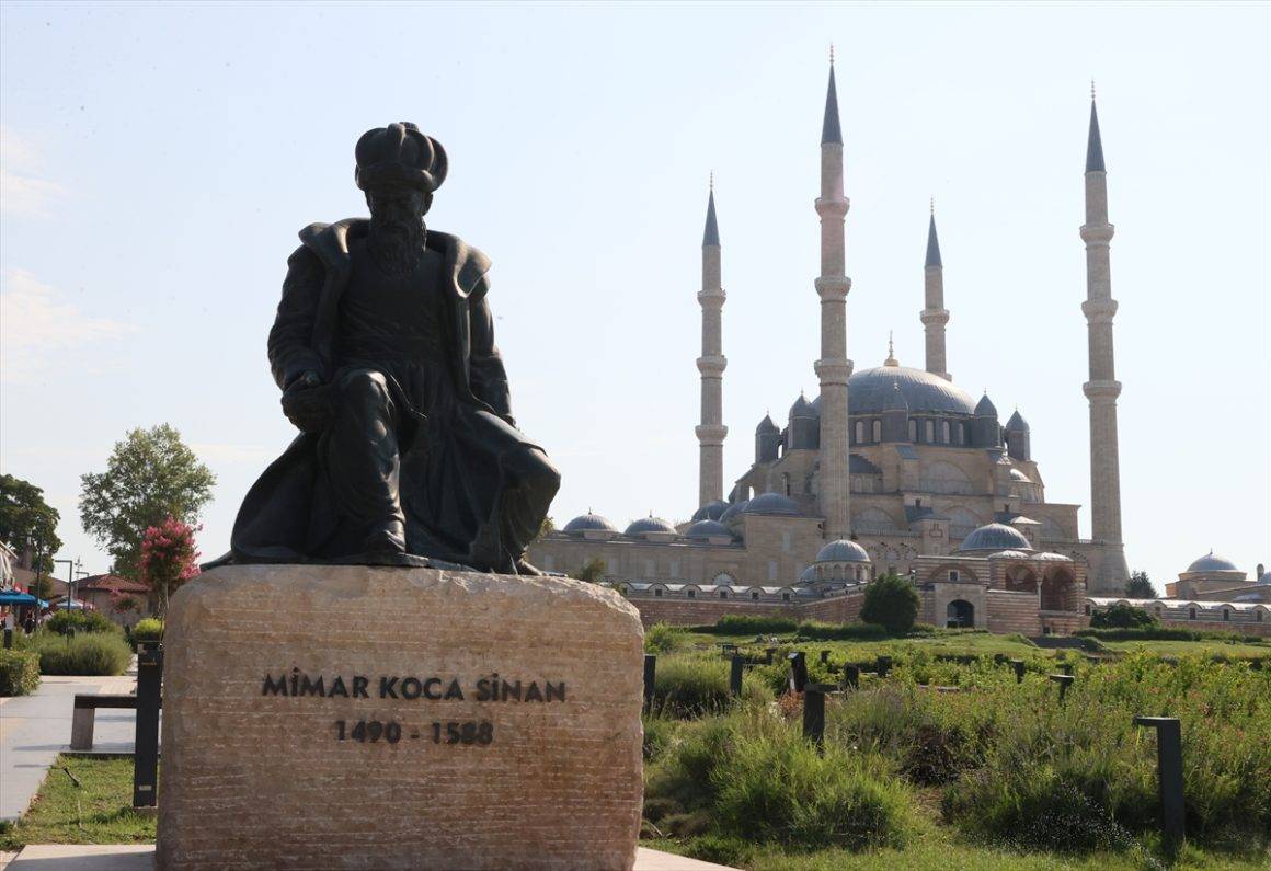 5 ayda milyonlar akın etti! Mimar Sinan'ın ustalık eseri Selimiye Camii'ne yoğun ilgi