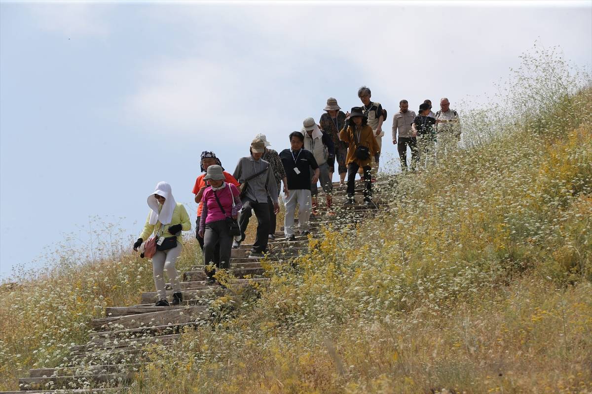 Urartuların en görkemli yapılarından: Turistler Ayanis Kalesi'ne uğramadan ayrılmıyor
