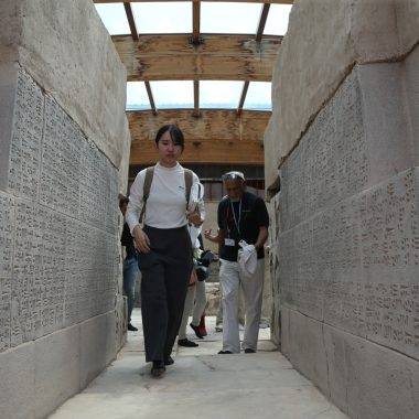 Urartuların en görkemli yapılarından: Turistler Ayanis Kalesi'ne uğramadan ayrılmıyor