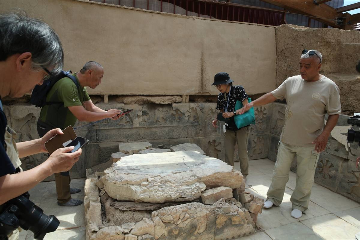 Urartuların en görkemli yapılarından: Turistler Ayanis Kalesi'ne uğramadan ayrılmıyor