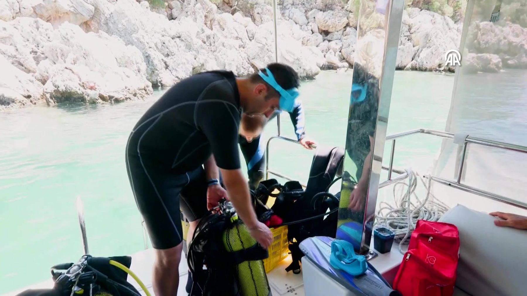 Yüzlerce dalış noktası turistleri bekliyor! Su altı turizminin yeni gözdesi: Antalya 