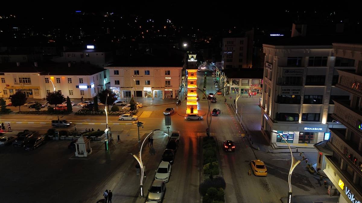 Ömrünü "Tik Tak" sesine kulak vererek geçirdi: Yozgat'ın simge eseri ona emanet