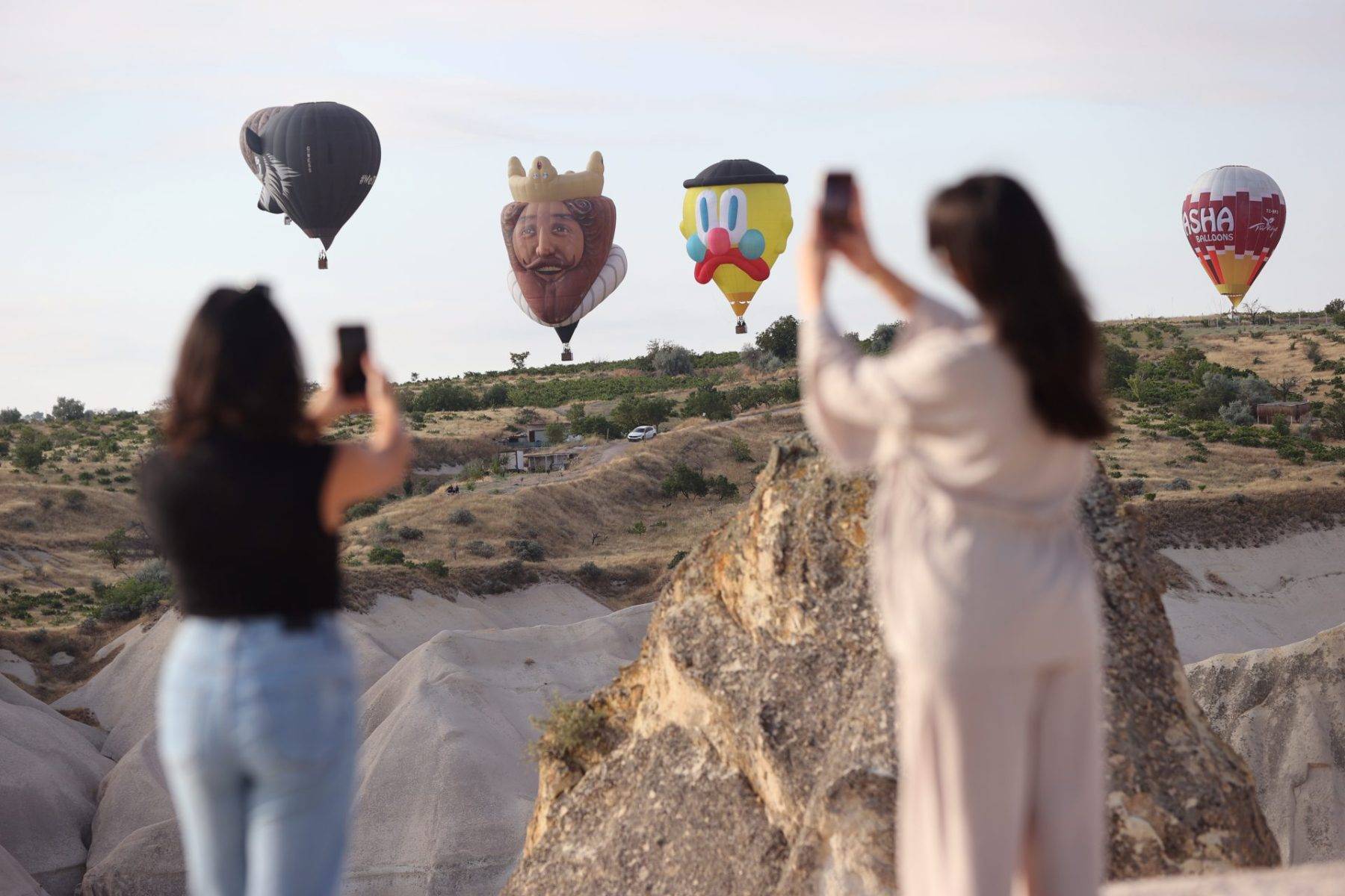 Kurt, baykuş, ahtapot... Kapadokya Balon Festivali coşkuyla başladı