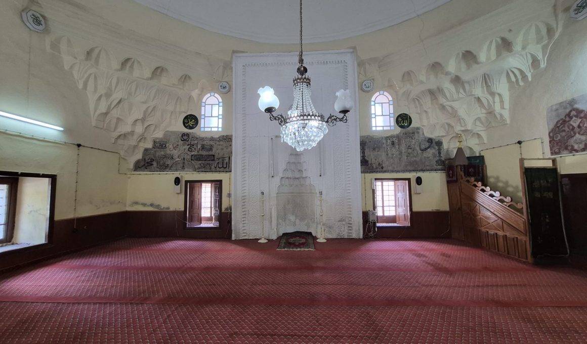 Yer: Eskişehir! 752 yıllık camide dikkat çeken Kabe izleri