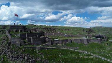 Savaşları ve kuşatmaları sapasağlam atlattı: Kars Kalesi'nin UNESCO bekleyişi