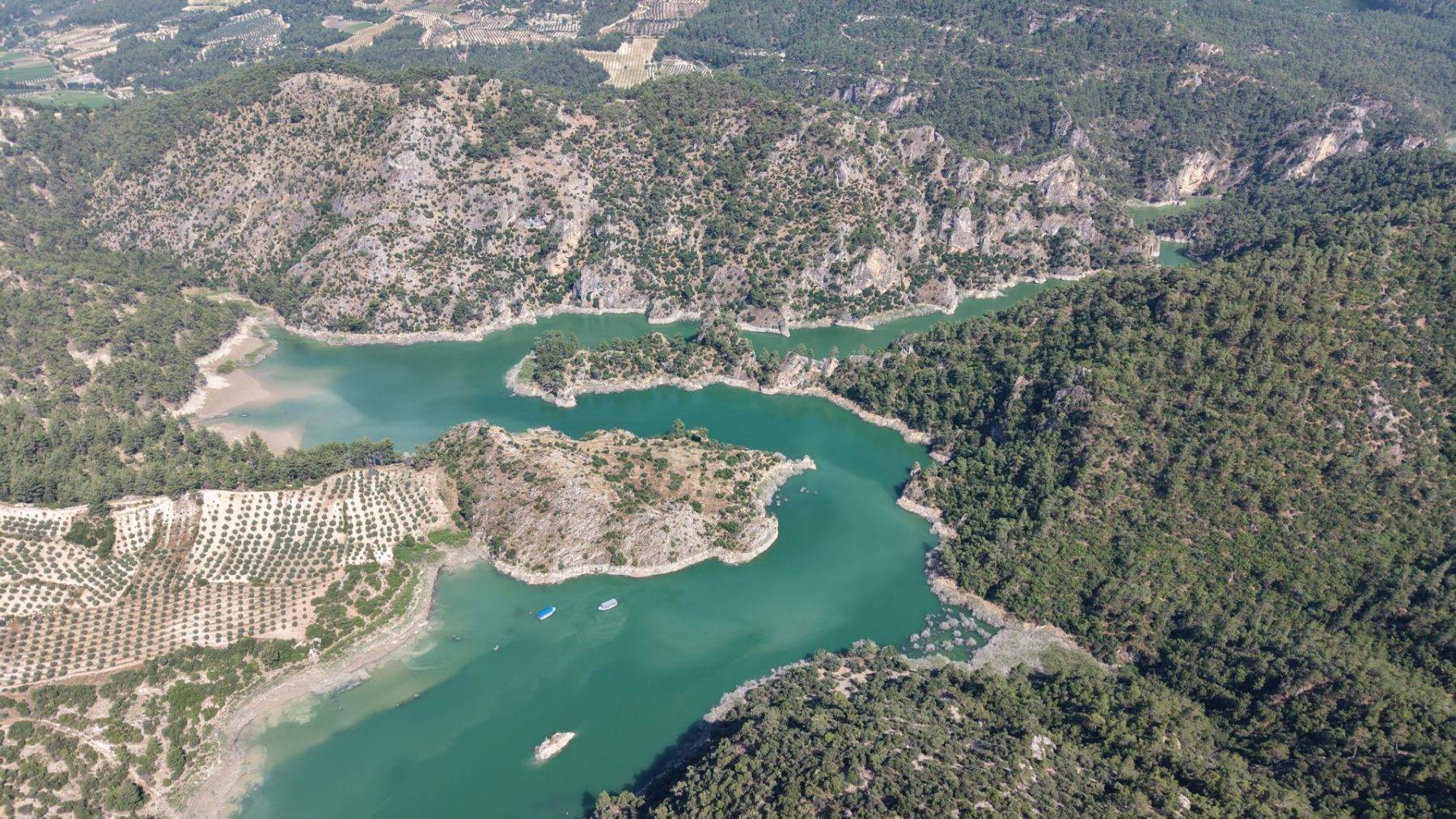 Arapapıştı Kanyonu, Kaya mezarları, gizli manastırı ve Körteke Kalesi'ne eşsiz bir yolculuk sunuyor