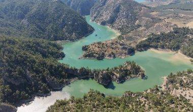 Arapapıştı Kanyonu, Kaya mezarları, gizli manastırı ve Körteke Kalesi'ne eşsiz bir yolculuk sunuyor