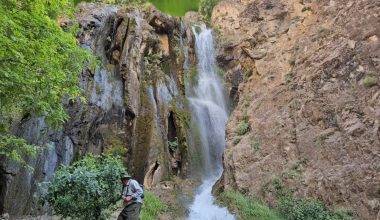 Hakkari'nin el değmemiş güzelliklerinden Ava Ore Şelalesi keşfedilmeyi bekliyor