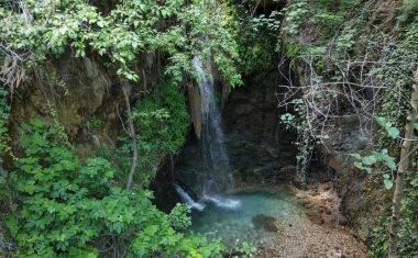 10 yıl önce keşfedildi! Mersin'in saklı cenneti Koramşalı Şelalesi mest ediyor