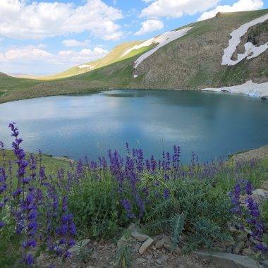 3200 metre yükseklikte keşfedilmeyi bekliyor! Çalyan Buzul Gölü'nde 2 mevsim aynı yerde