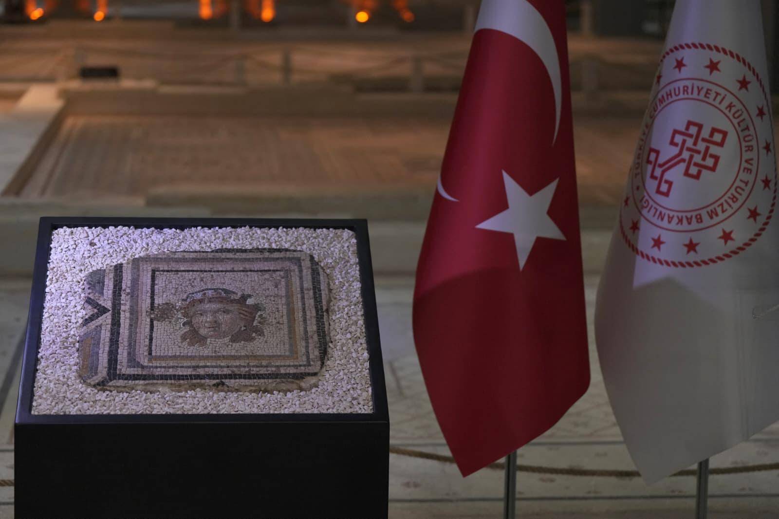 ABD'den iade edildi! Çingene Kızı'nın 13'üncü parçası ait olduğu yere döndü