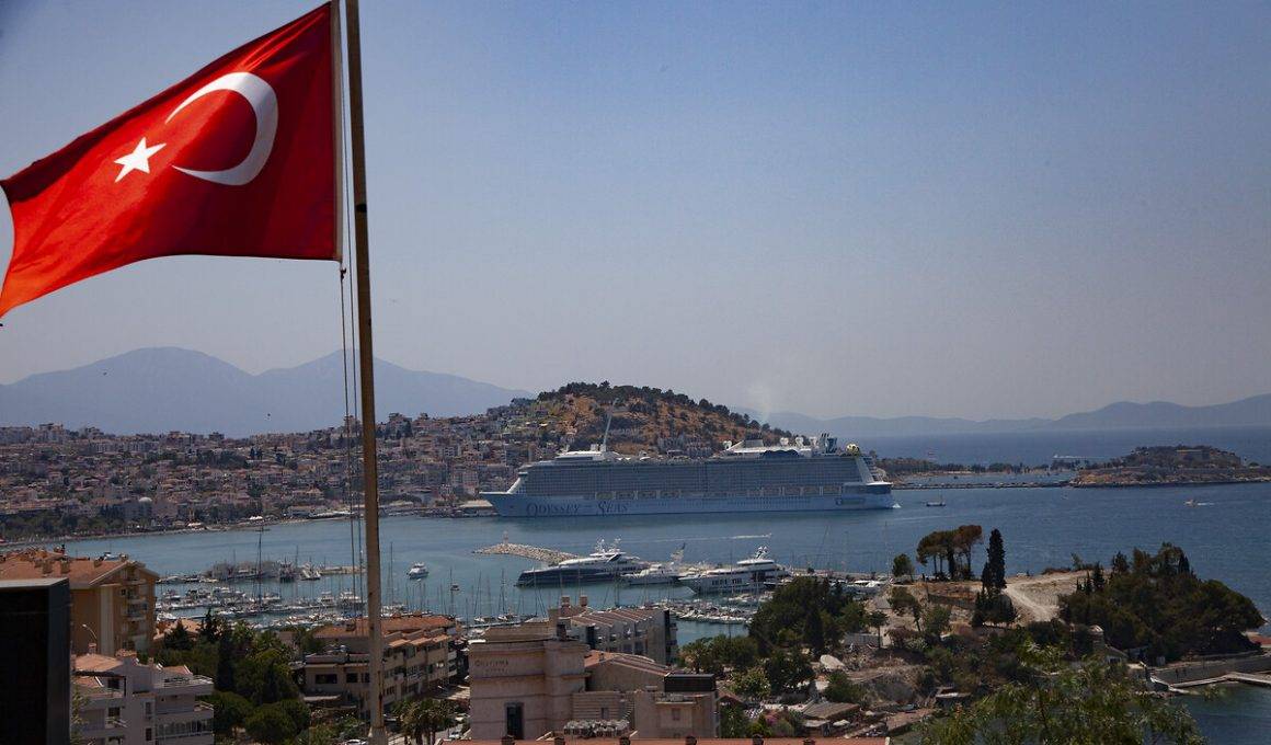 Türkiye kruvaziyer turizminde tam gaz yükseliş! Yolcu sayısı 5 yılda 3'e katlandı