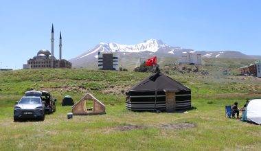 Doğa tutkunlarının yeni gözdesi: Erciyes Dağı eteklerinde çadır tatili