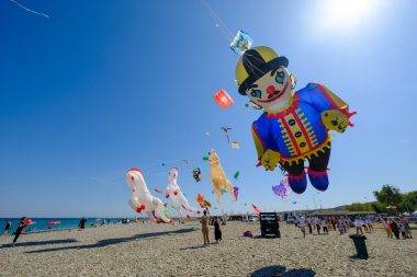 Dev uçurtmalar gökyüzünü süsleyecek! 4. Trakya Uçurtma Festivali başlıyor