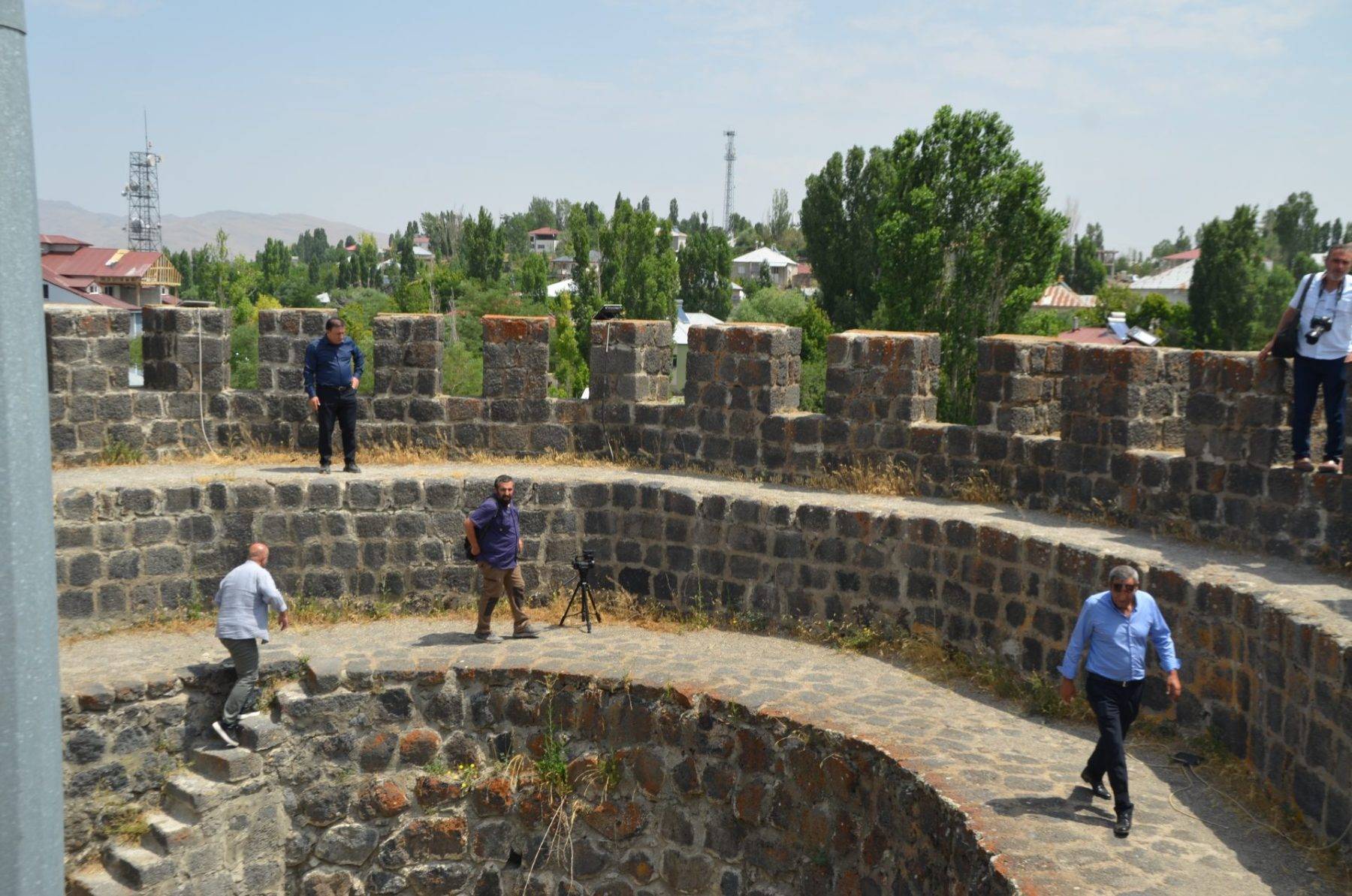 Anadolu'nun kapılarının açıldığı toprakların koruyucusu: Malazgirt Kalesi'ne ziyaretçi akını