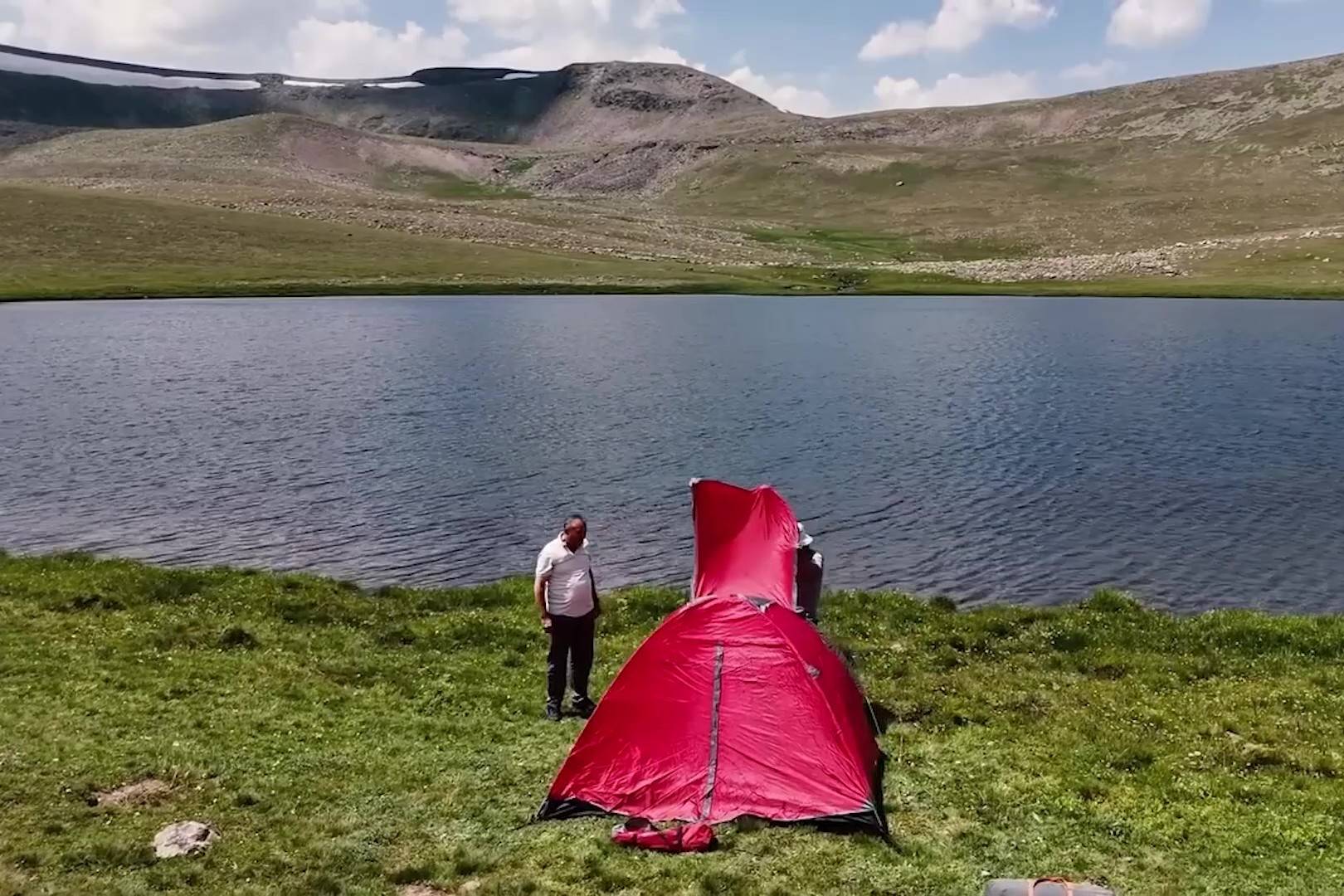 Erzurum'un Mescit Dağı, yeşiliyle doğa tutkunlarını cezbediyor