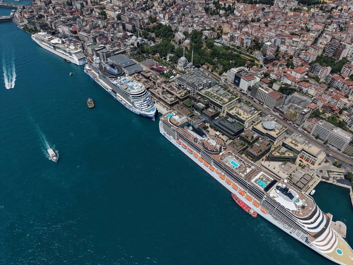 İstanbul’un cazibesi artıyor! Megakentin kruvaziyer turizmindeki hedefi: 1 milyon yolcu