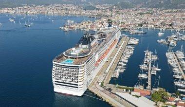 Devasa yüzen otel 4 binden fazla turisti Marmaris ile buluşturdu