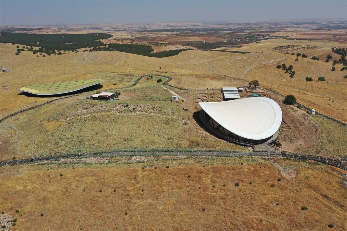 Göbeklitepe'de heyecanlandıran keşif: Yeni yapılar ortaya çıkarıldı