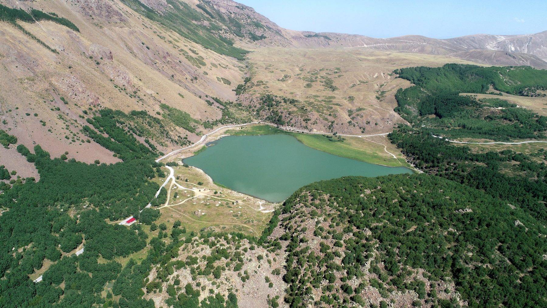 Dünyanın en büyüklerinden! Milli park ilan edilen Nemrut Kalderası bölge turizmine katkı sağlayacak