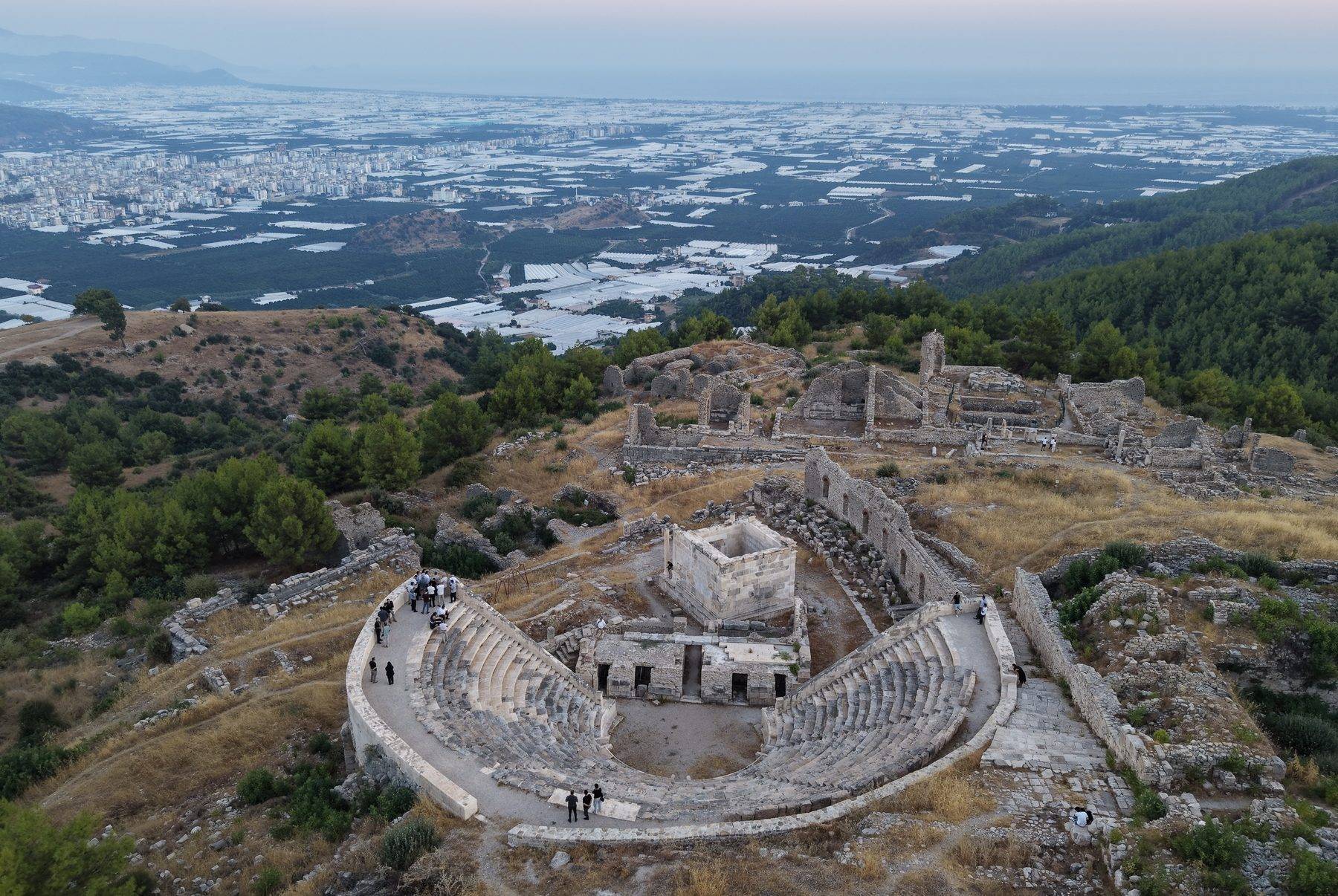 Tamamı gün yüzüne çıkarılacak: Rhodiapolis Antik Kenti'nde kazılar yeniden başlıyor