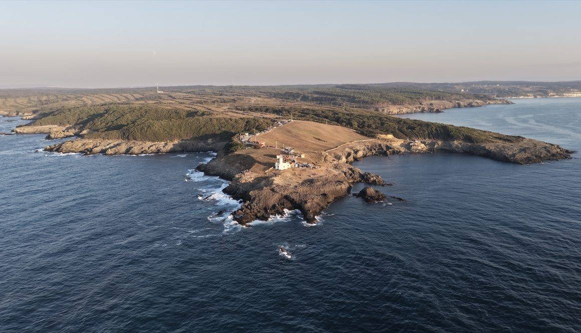 Karadeniz'in doğal limanı Sinop, turistlerin ilgi odağı oldu