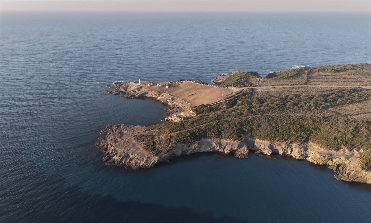 Karadeniz'in doğal limanı Sinop, turistlerin ilgi odağı oldu